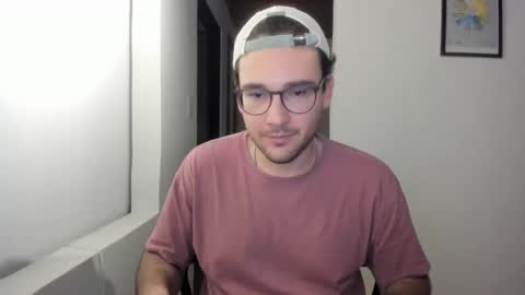 Vito Ferrer online show from March 3, 1:34 am