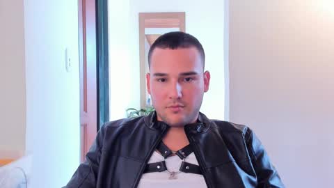 Vito Ferrer online show from February 6, 5:09 pm