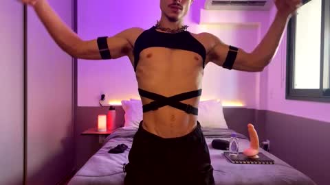 vitoraugustoxxx online show from October 5, 4:47 pm