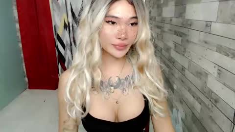 kim online show from December 21, 5:29 pm