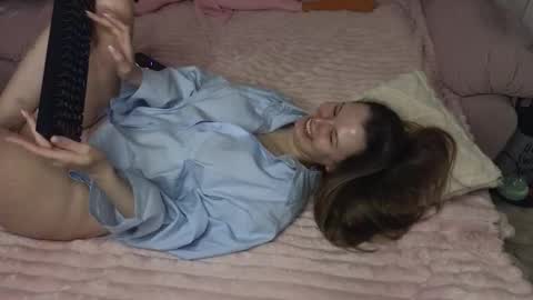 vivian_alison online show from March 29, 8:32 pm