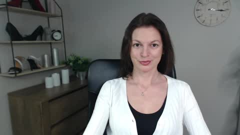 Snapshot of vivian_dream chatting on February 28, 2:09 pm Vivian online show from February 28, 2:09 pm