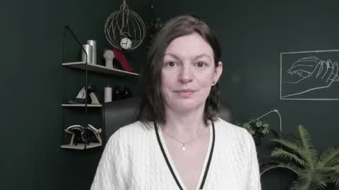 Vivian online show from April 14, 6:16 am