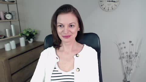 Snapshot of vivian_dream chatting on January 17, 2:28 pm Vivian online show from January 17, 2:28 pm
