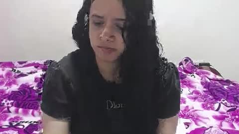 Snapshot of vivian_walt_ chatting on January 13, 7:32 am melissa online show from January 13, 7:32 am