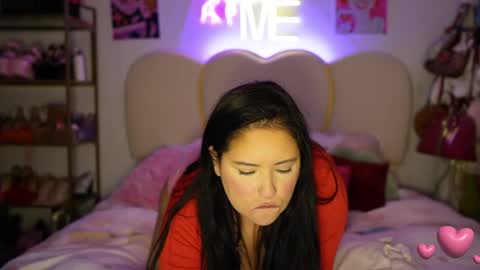 Vivi online show from February 8, 10:40 pm