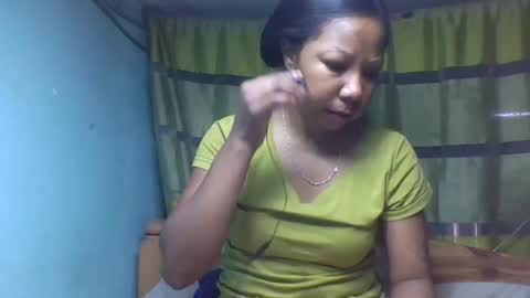 viviane0812 online show from November 4, 6:48 am