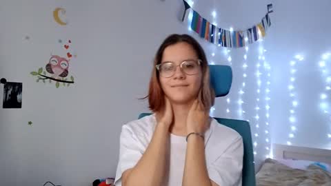 Snapshot of vivianeldreth chatting on September 14, 6:37 am Victoria online show from September 14, 6:37 am