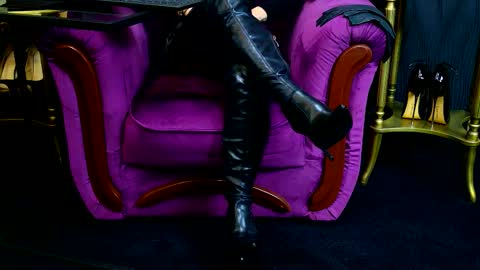 Vivian Reeve online show from October 23, 5:53 am