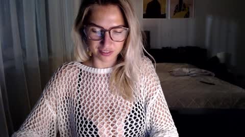 VI       online show from January 14, 3:36 pm