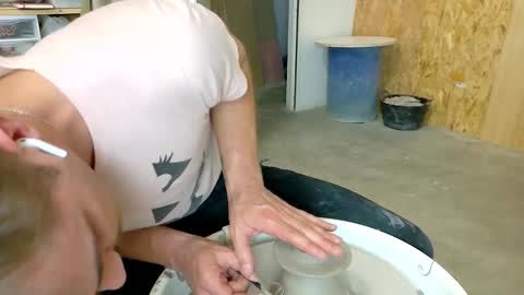 Viv online show from October 3, 7:00 pm