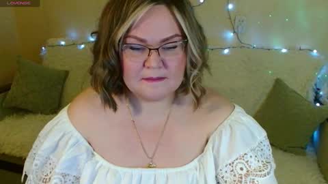 Vivien online show from February 5, 8:46 pm
