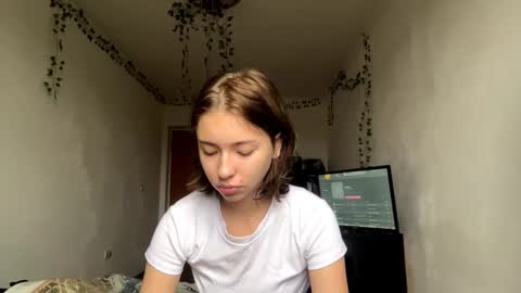 Vivi online show from November 11, 7:32 am