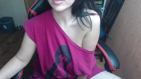 Snapshot of vivo244 chatting on December 17, 11:38 pm Eva online show from December 17, 11:38 pm