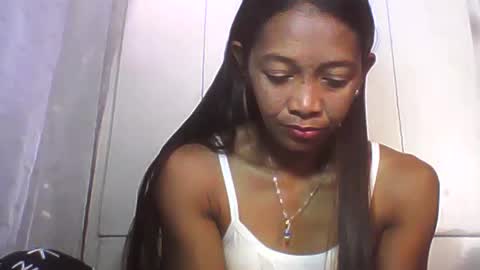 vixen_lina online show from July 7, 6:58 am
