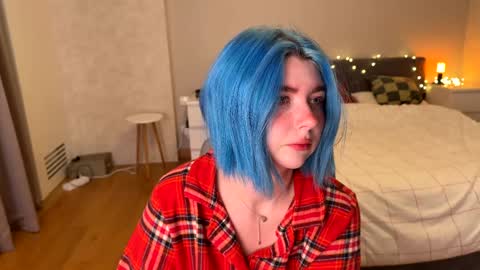 Snapshot of vixenp chatting on December 10, 5:00 pm Polly Online mostly at 9pm-2am UK Time online show from December 10, 5:00 pm