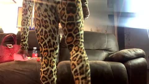 10 inch online show from September 15, 8:49 am