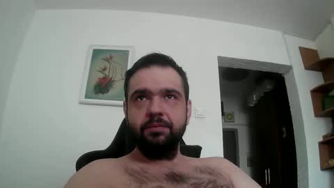 vladmm3 online show from May 2, 7:36 am