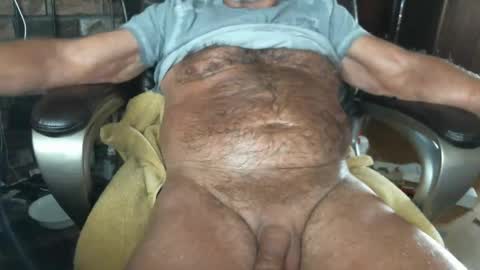 vnpg92 online show from April 10, 8:57 pm