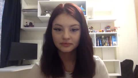 Snapshot of vondalorensen chatting on September 19, 1:59 pm vondalorensen online show from September 19, 1:59 pm