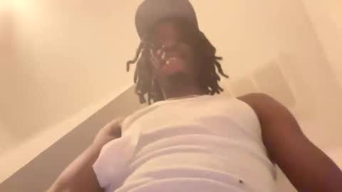 vonnieeb2x online show from October 14, 6:49 am