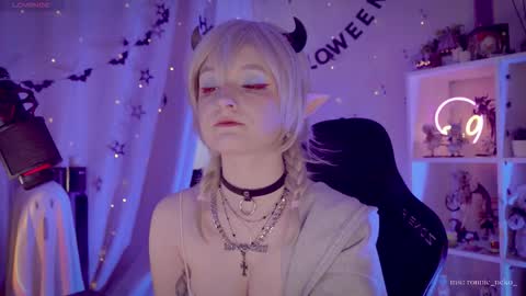 vronnier online show from November 6, 11:02 am