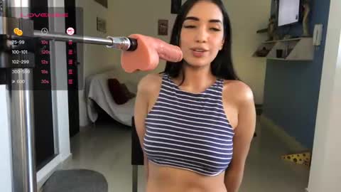 vsantini_ online show from February 21, 9:54 pm