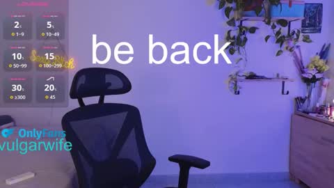 Vikky online show from September 28, 4:38 pm