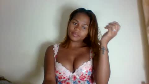 vynarahot online show from April 29, 7:40 pm