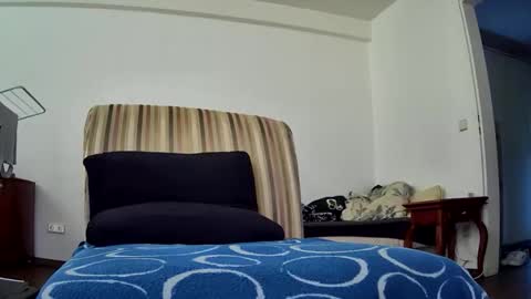 vype121 online show from April 2, 10:44 am