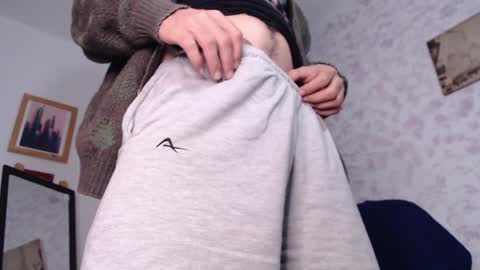 John online show from December 22, 7:54 am