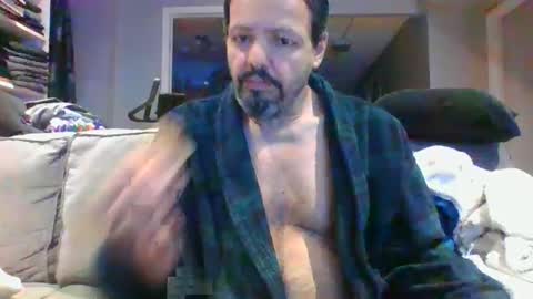 Snapshot of walker033 chatting on December 23, 5:28 am walker033 online show from December 23, 5:28 am