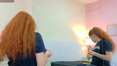 Wanda Robertss online show from October 20, 9:09 pm