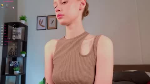 Emi online show from September 26, 11:35 pm