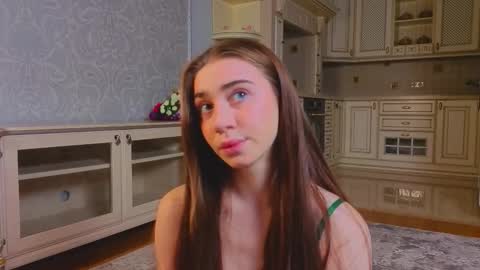 Snapshot of wandabraund chatting on September 17, 4:16 am hello guys im Lilian online show from September 17, 4:16 am