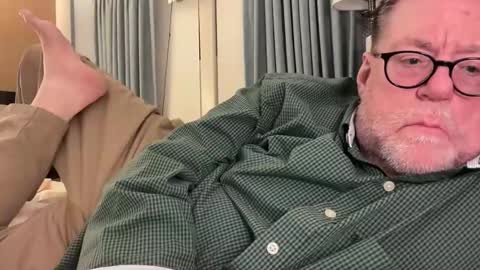 want2bnaked online show from March 18, 6:08 am