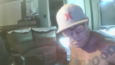 inittogetitin online show from November 30, 3:24 am