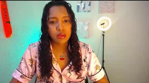 EMILY online show from January 7, 2:22 pm