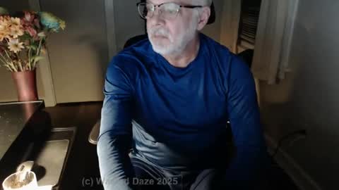 Snapshot of wasted_daze_ chatting on March 5, 2:14 am wasted_daze_ online show from March 5, 2:14 am