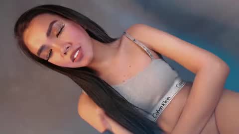 Isla Fox online show from September 28, 7:28 am