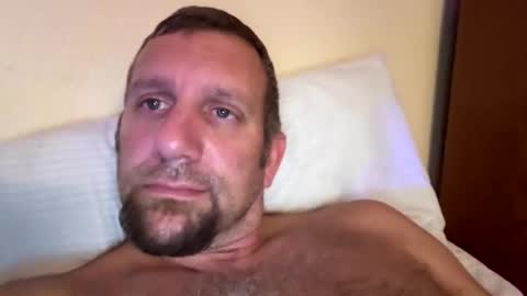 wayneneriate12 online show from February 25, 3:21 am