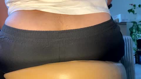 wboybutt online show from October 19, 8:35 pm