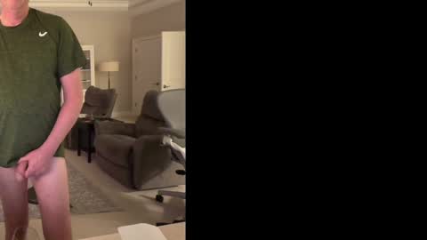 Luvs To Play. online show from December 19, 12:02 am