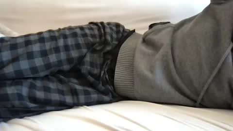 web663100 online show from February 1, 7:55 pm