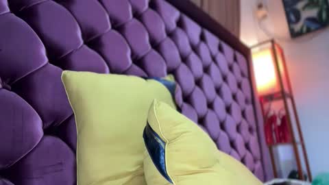 Maggie online show from April 22, 4:25 pm