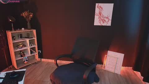 Snapshot of wednesdayfriday chatting on September 15, 5:36 pm Wednesday Birthday show December 18 online show from September 15, 5:36 pm