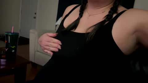 weloveleggings online show from October 25, 4:02 am