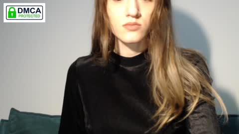 Milena online show from December 8, 7:32 pm