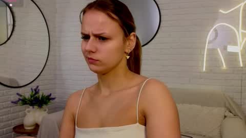 Im Wendy online show from February 27, 9:18 pm