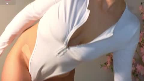 Im Wendy online show from March 1, 12:28 am